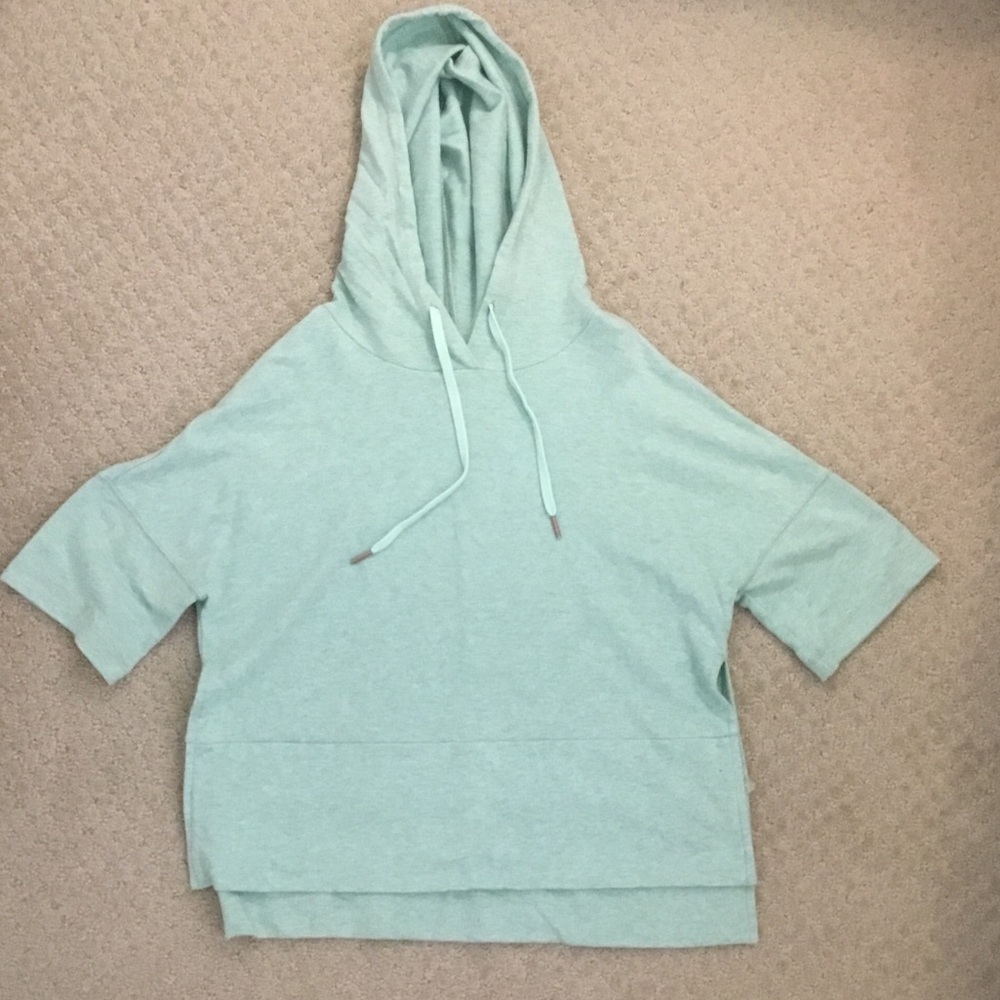 CALIA by Carrie Underwood Mint Green Hooded Cropped Tunic Sz S